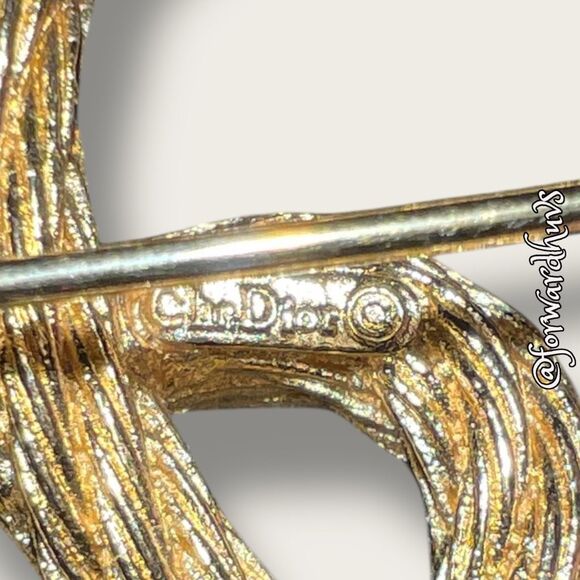 Christian Dior 1980 Vintage Double Heart Love Twist Rope Brooch - Picture 7 of 14